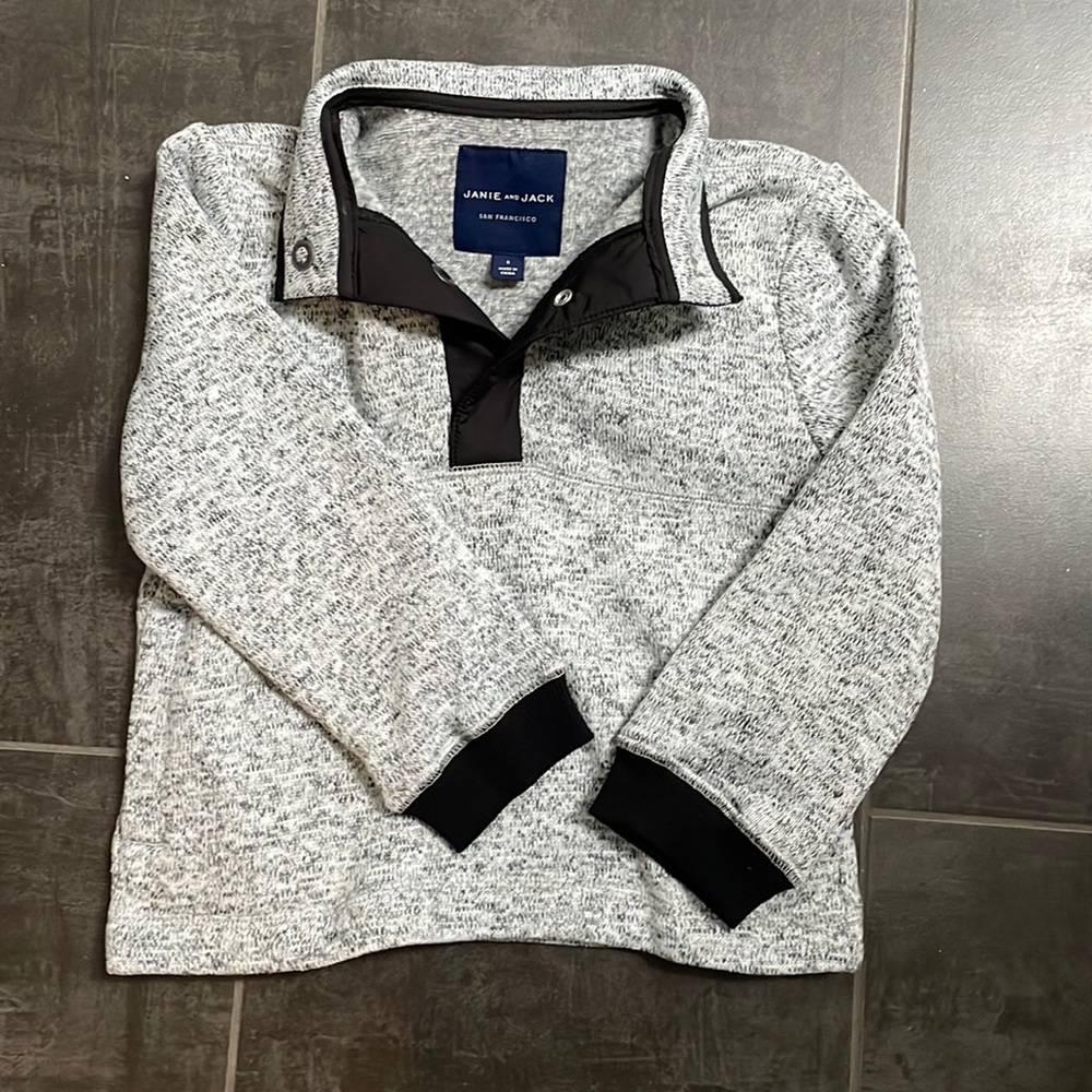 Janie and Jack pullover sweater with side pockets size 5t